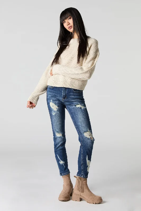 Distressed Capri Skinny Jean