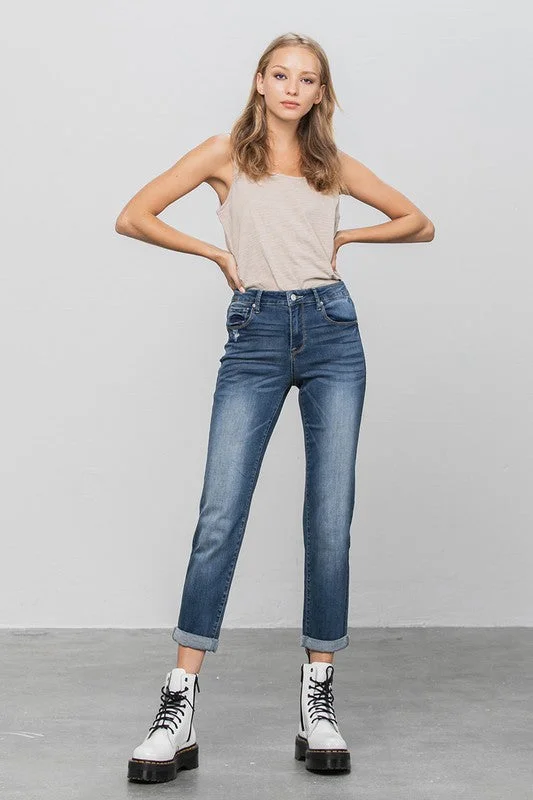 SLIM BOYFRIEND JEANS