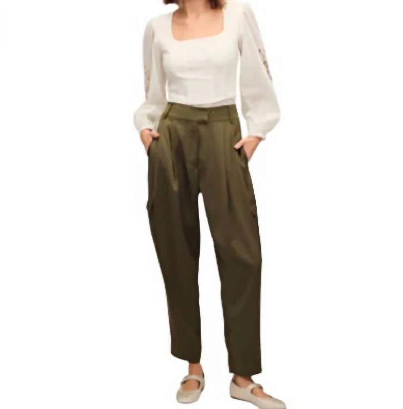 Pull On Cargo Pants In Olive Green